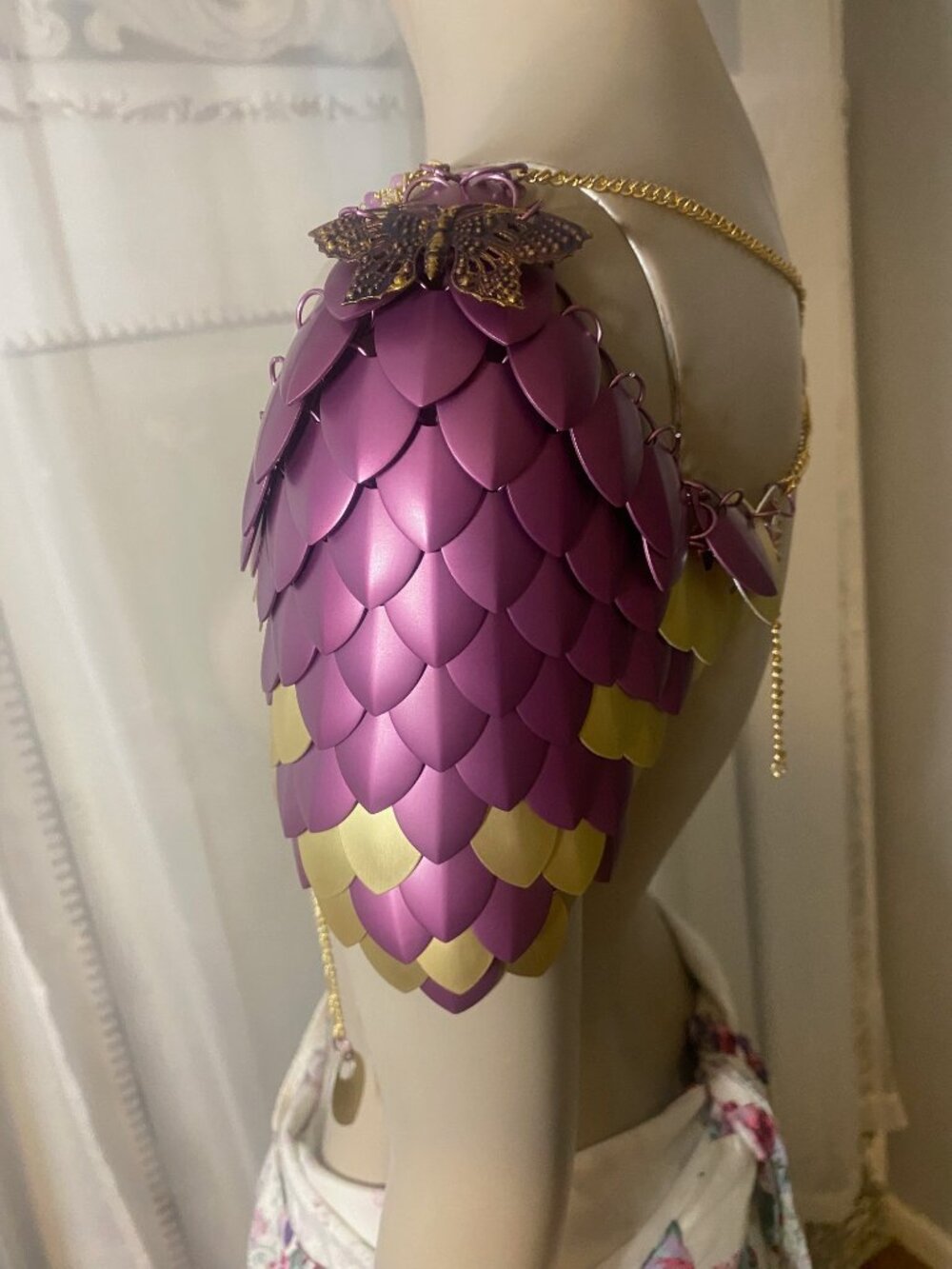 Fairy fantasy scalemail chainmail shoulder armor pauldrons pink jade gold - Picture 5 of 12